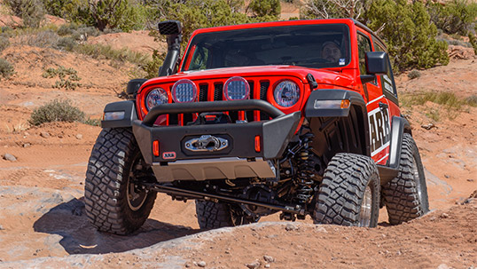 JEEP Wrangler JL（ジープ JLラングラー）ARB ボンダイ スタビーバンパー