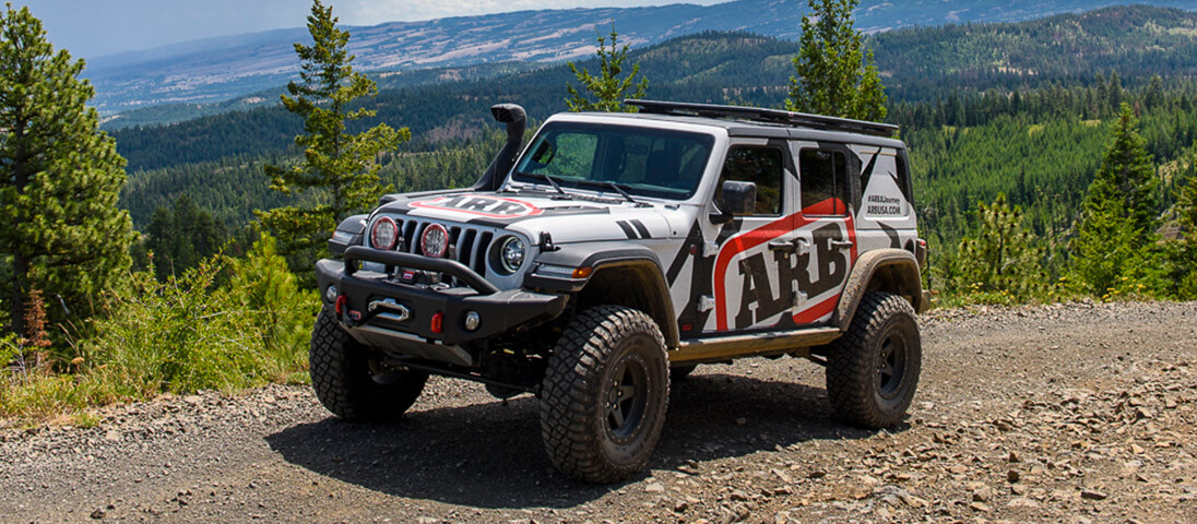 JEEP Wrangler JL（ジープ JLラングラー） ARB ボンダイ デラックスバンパー（2）