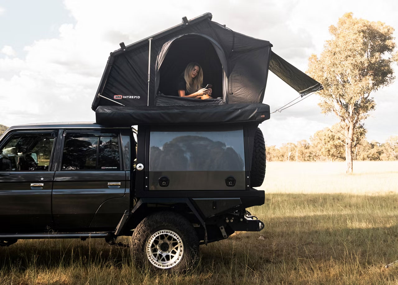 ARB ルーフトップテント | ARB4x4JP